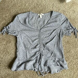 Small floral cropped shirt